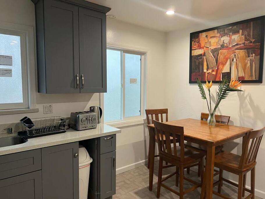 Affordable Private Rooms With Shared Bath Kitchen Near Sfo Daly City Eksteriør billede