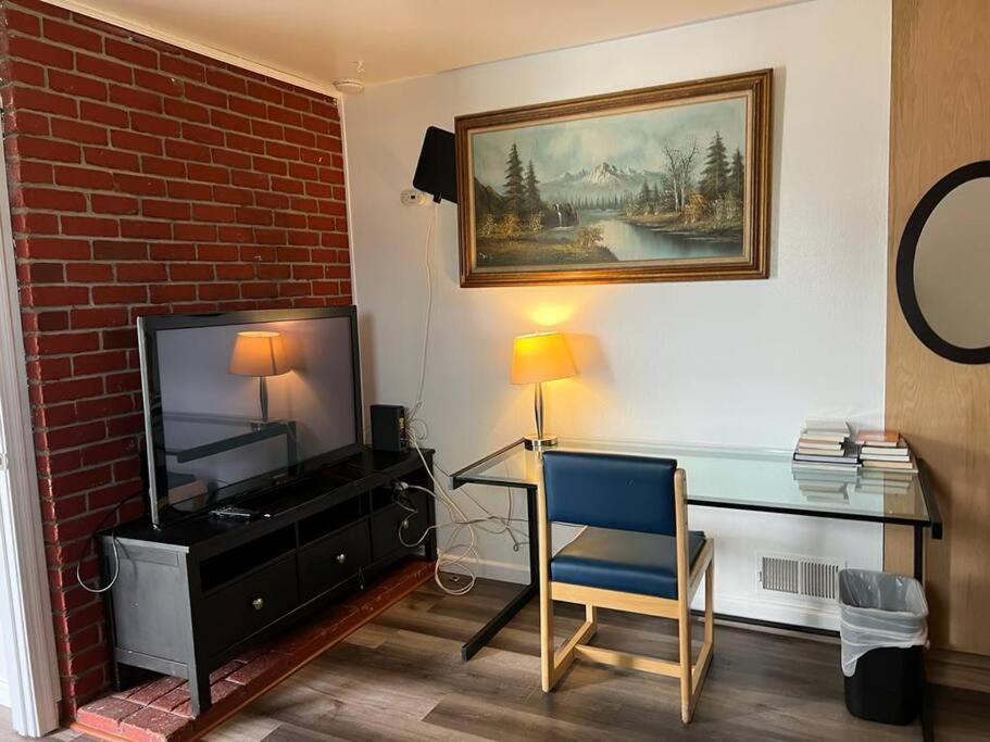 Affordable Private Rooms With Shared Bath Kitchen Near Sfo Daly City Eksteriør billede